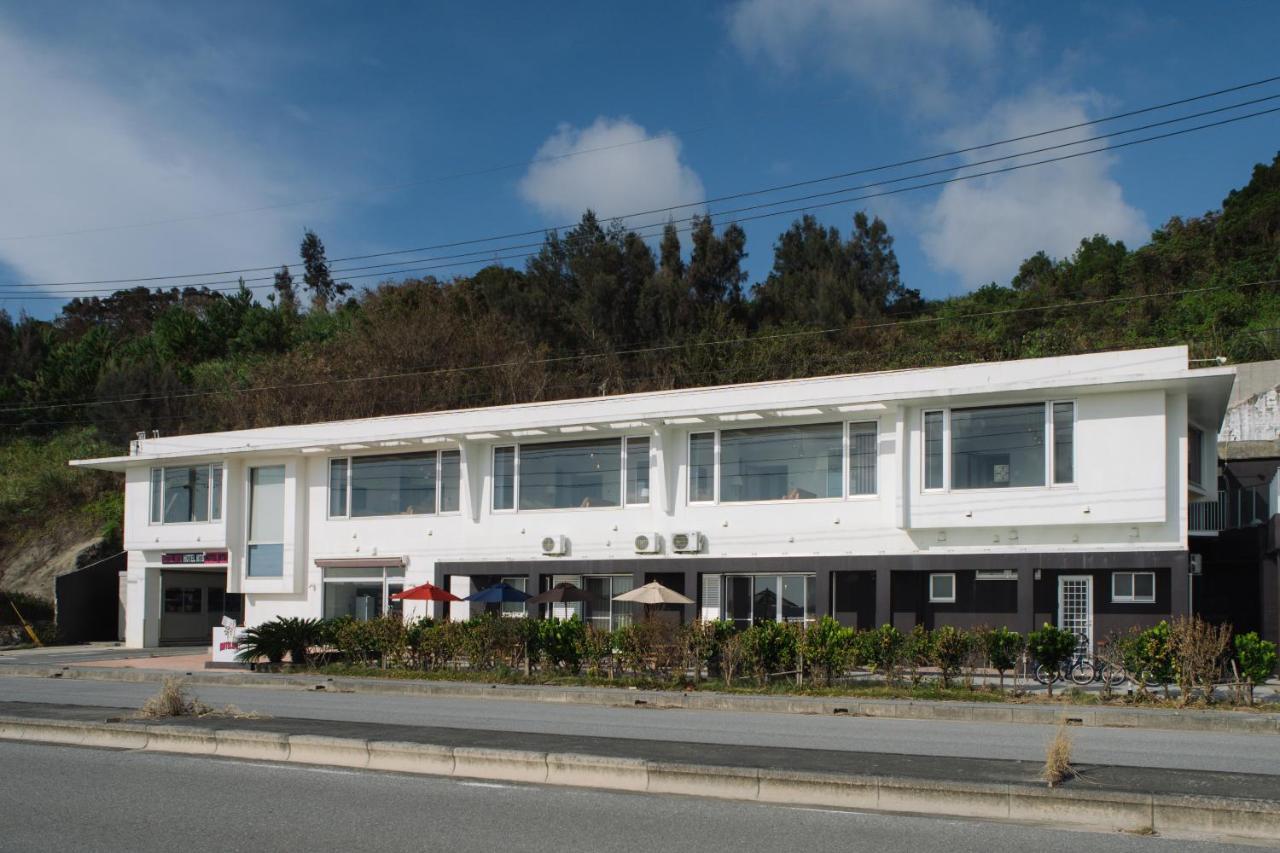 Hotel Mtb Motobu Exterior photo